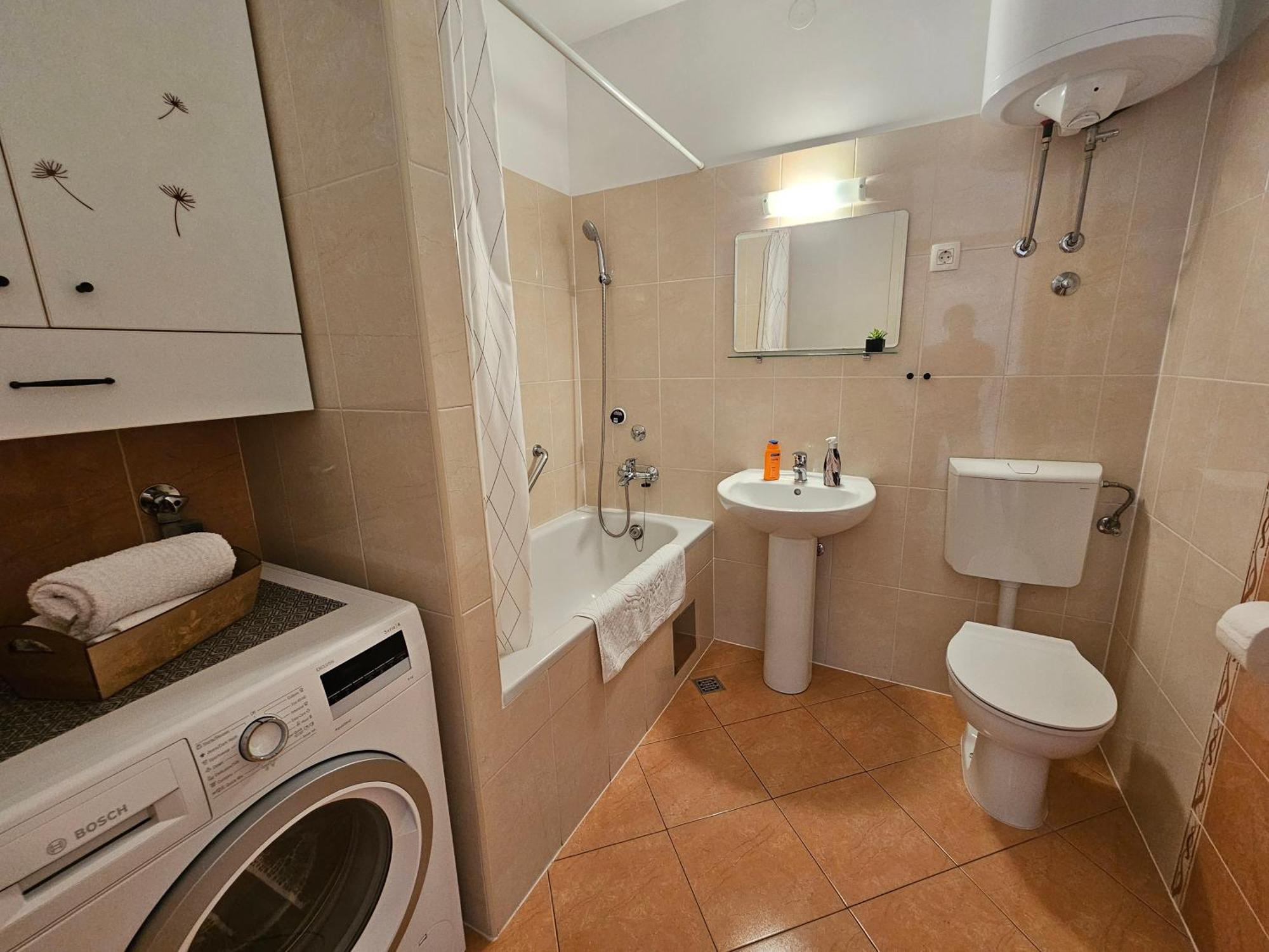Apartment Romana With A Spacious Terrace 스플리트 외부 사진